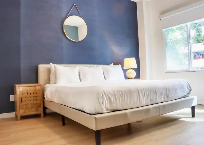 Ambient Oasis In The Heart Of San Diego
